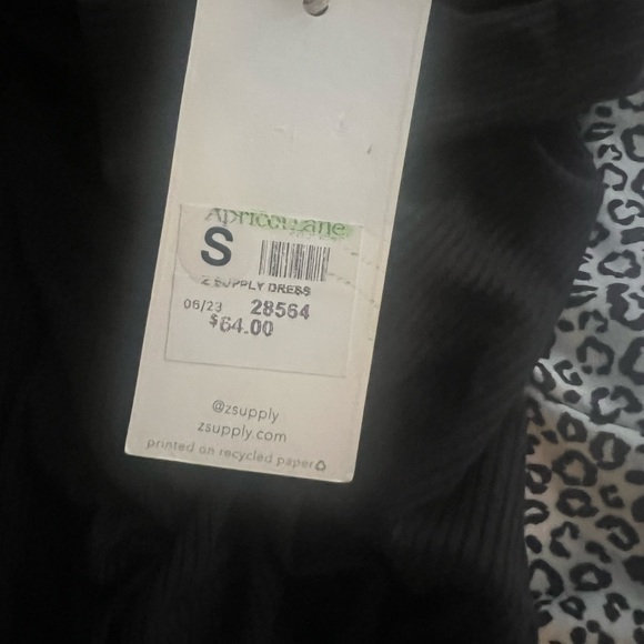 Z supply adorable ribbed black mid length dress (tags on!) - Picture 8 of 8